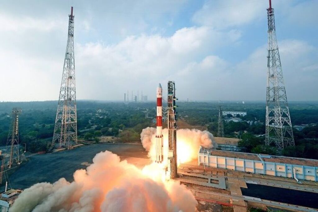 ISRO Recruitment 2025: पद, योग्यता, आयु सीमा और आवेदन प्रक्रिया की पूरी जानकारी